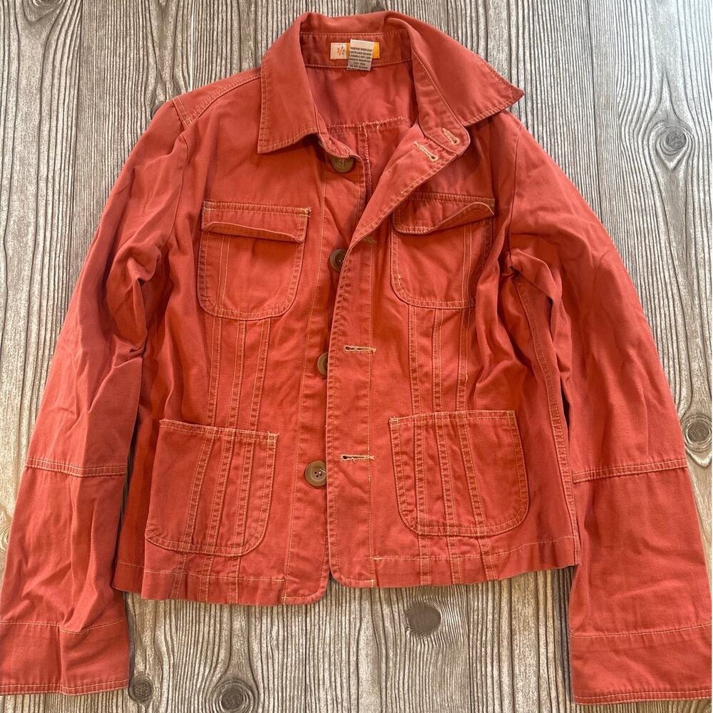 TULLE brand short Jacket Women’s size L rust color great for Fall midweight